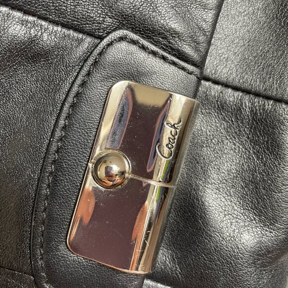 Coach Leather Crossbody Purse with Light Blue Silk Lining - Picture 5 of 6